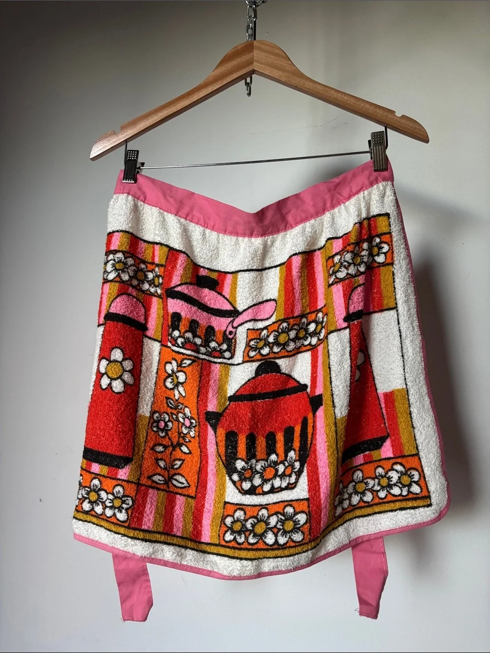MCM Terry Cloth Half Apron - 1960s 1970s - Mid Century Kitchen - Made In USA